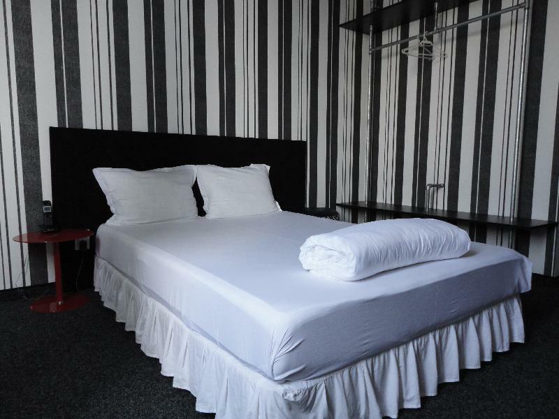 Art Simona Hotel 3*